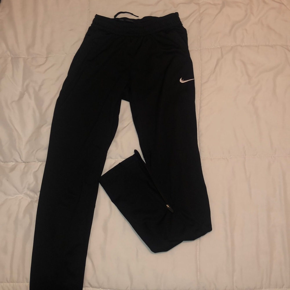 Black Nike joggers